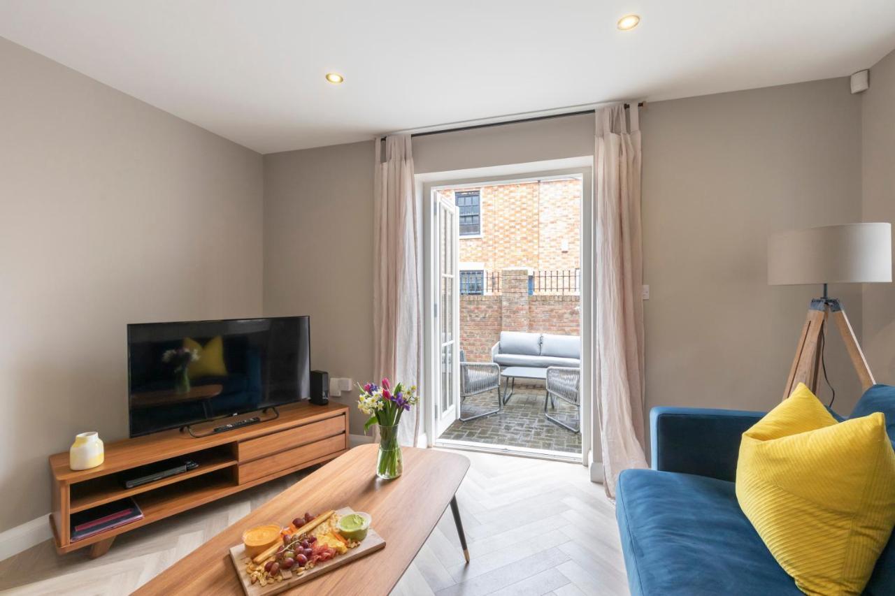 Elliot Oliver - 2 Bedroom Garden Apartment With Parking Челтенхам Экстерьер фото